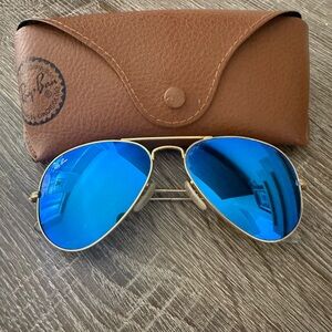 Unisex Ray-Ban Gold Frame Sunglasses with Blue Lenses - barely worn!